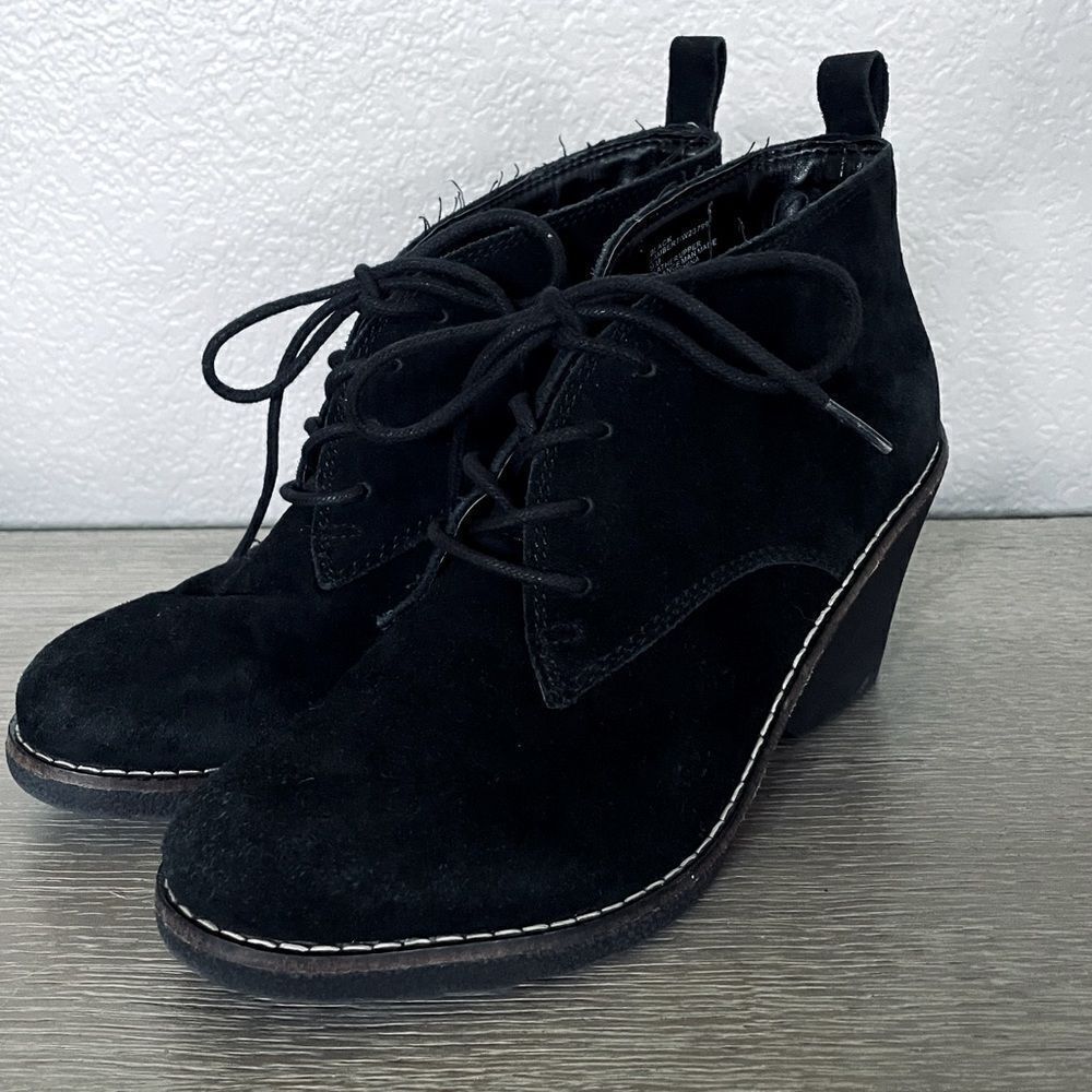 White Mountain Leather Black Suede Ankle Boots 9